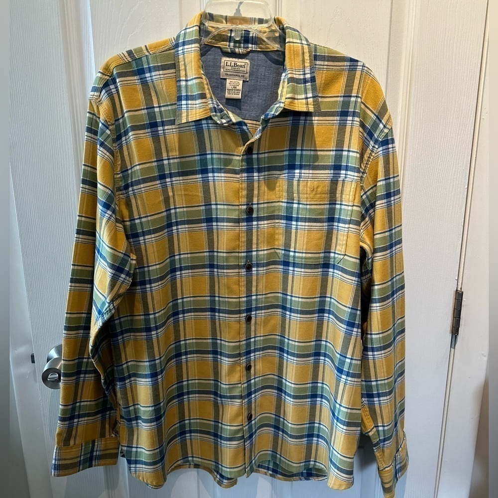 LL Bean Plaid Flannel Shirt Mens Size Large Regular Traditional Fit Button-Up